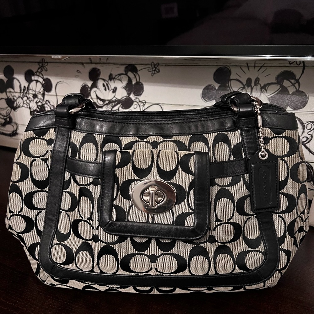 Coach monogram purse
